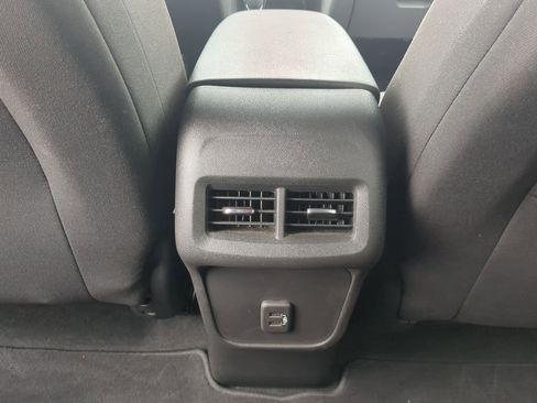 Used 2025 Chevrolet Trax RS w/ Driver Confidence Package image 22