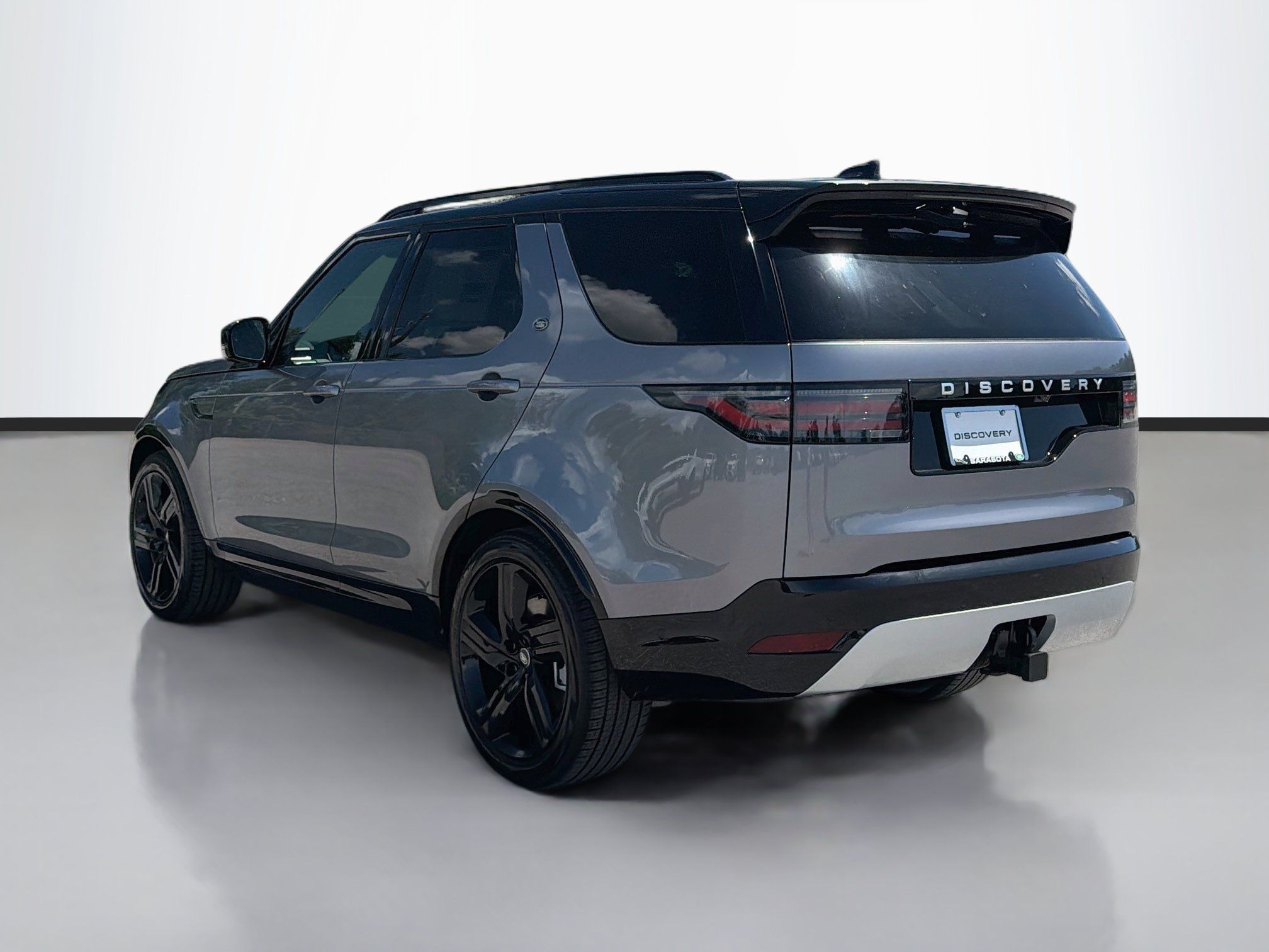 New 2026 Land Rover Discovery Limited Edition AWD/4WD image 3
