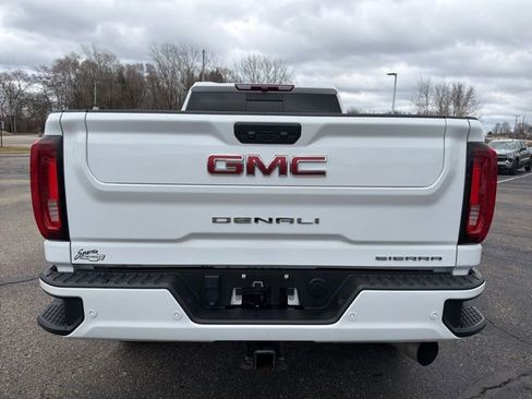 Used 2023 GMC Sierra 2500 Denali image 4