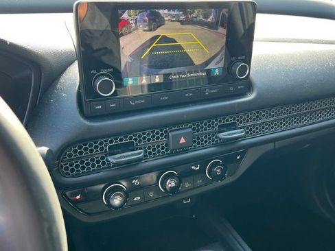 Used 2025 Honda HR-V Sport image 24