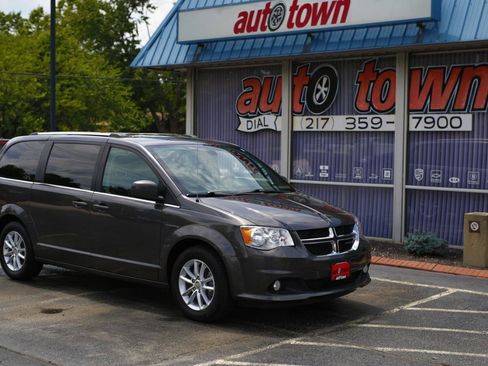 Used 2019 Dodge Grand Caravan SXT FWD image 23