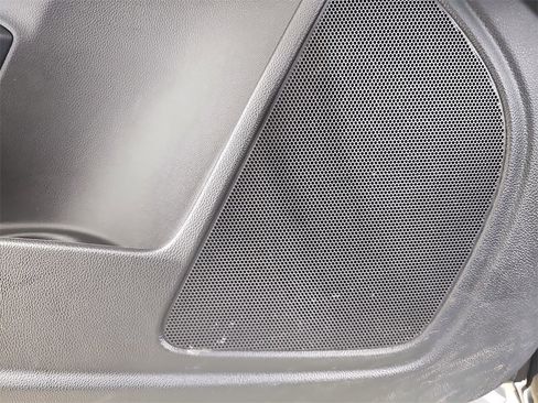 Used 2022 Chevrolet Colorado Z71 image 36