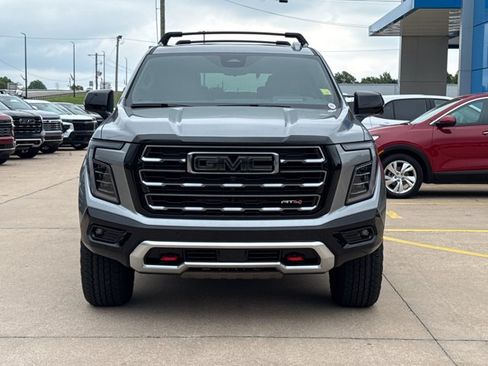 New 2026 GMC Yukon AT4 w/ AT4 Premium Plus Package AWD/4WD image 16