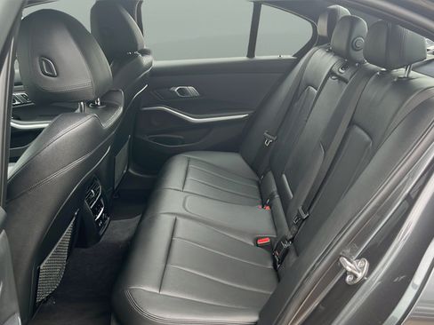 Used 2019 BMW 330i xDrive Sedan w/ Driving Assistance Package AWD/4WD image 12