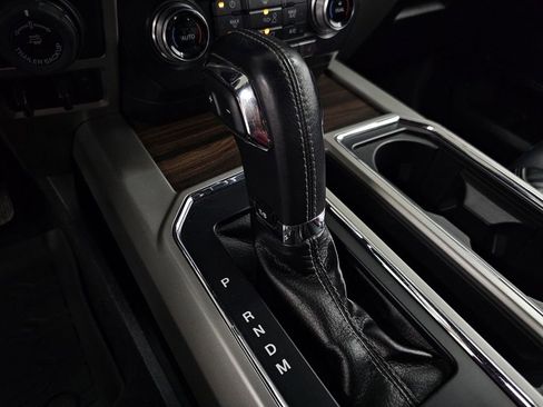 Used 2017 Ford F150 Lariat w/ Equipment Group 502A Luxury image 23