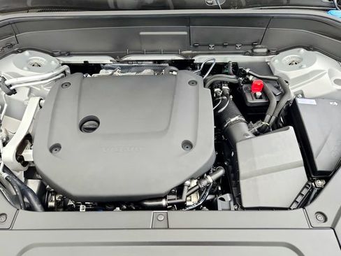 New 2025 Volvo XC90 B6 Plus w/ Protection Package Premier image 20