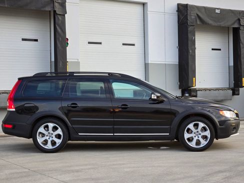 Used 2016 Volvo XC70 T5 Premier w/ Proximity Package AWD/4WD image 9