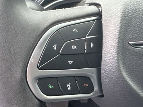 New 2025 Chrysler Pacifica Select image 29