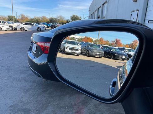 Used 2024 Toyota RAV4 XLE Premium image 20