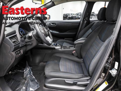 Used 2024 Nissan Leaf S image 14