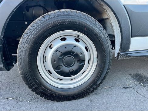 Used 2025 Ford Transit 250 Low Roof w/ Fleet Fuel Economy Package image 30