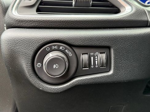 New 2026 Chrysler Pacifica Limited w/ S Appearance Package image 22