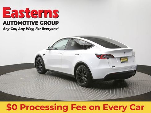 Used 2021 Tesla Model Y Long Range AWD/4WD image 59
