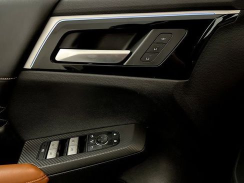 Used 2023 Mitsubishi Outlander SEL image 17