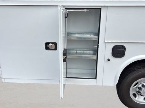 New 2025 Chevrolet Express 3500 w/ Power Convenience Package RWD image 15