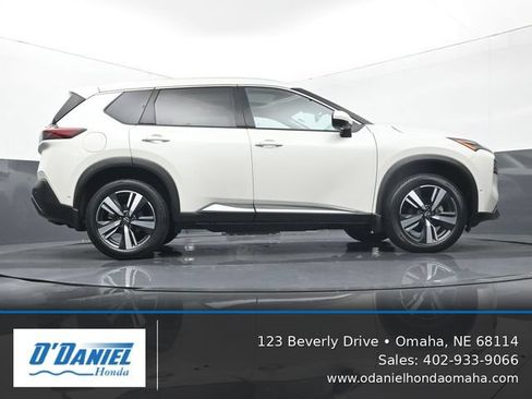 Used 2023 Nissan Rogue SL w/ SL Premium Package AWD/4WD image 13