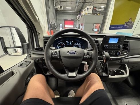Used 2025 Ford Transit 250 Low Roof w/ Exterior Upgrade Package RWD image 23