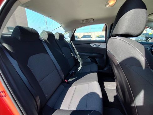 Used 2022 Kia Forte LXS FWD image 36