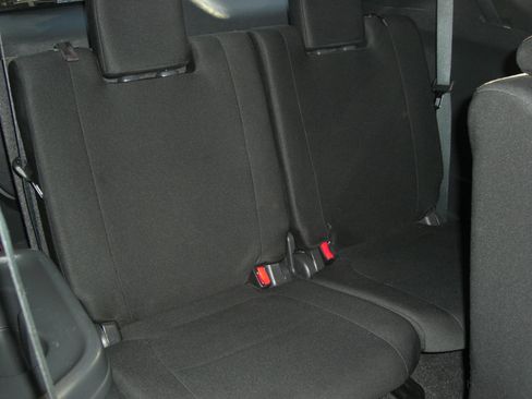 Used 2018 Mitsubishi Outlander LE image 22