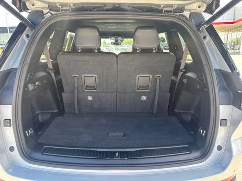 Used 2023 Jeep Grand Cherokee L Laredo AWD/4WD image 6