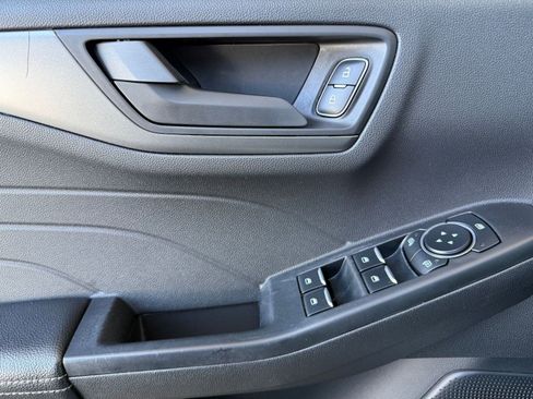 Used 2025 Ford Escape Active FWD image 13