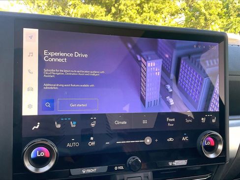 Used 2024 Lexus GX 550 w/ Accessory Package (Z1) AWD/4WD image 32