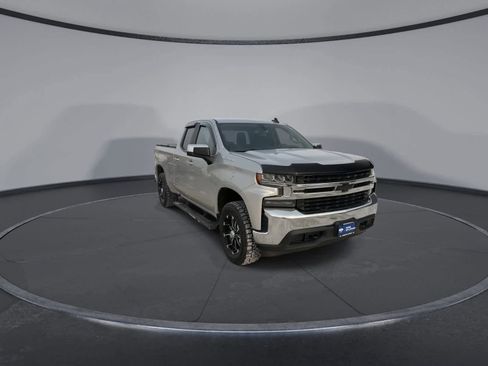 Used 2020 Chevrolet Silverado 1500 LT w/ All-Star Edition image 2