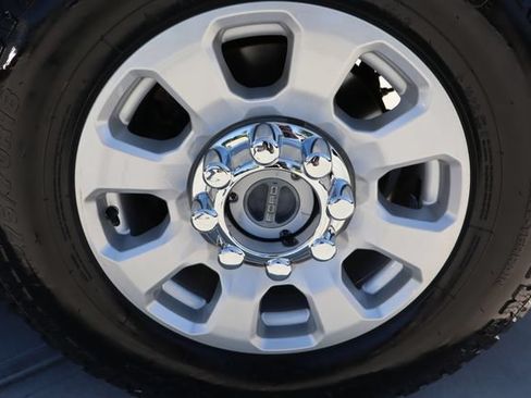 Used 2023 Ford F250 XLT w/ FX4 Off-Road Package AWD/4WD image 51