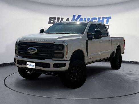 Used 2025 Ford F350 Platinum w/ FX4 Off-Road Package AWD/4WD image 1