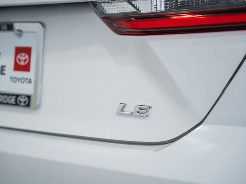 Used 2025 Toyota Camry LE FWD image 7