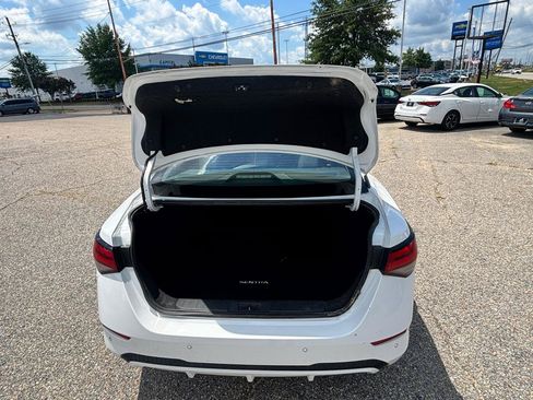 Used 2024 Nissan Sentra S FWD image 30
