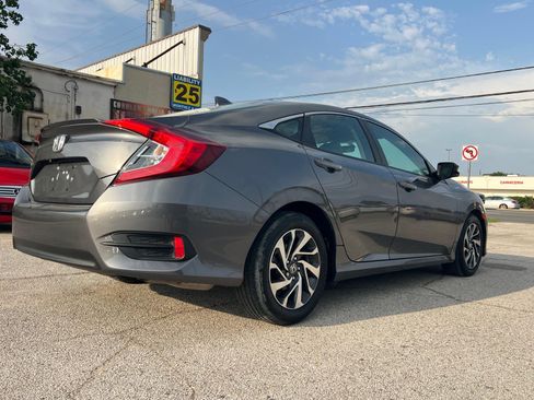 Used 2017 Honda Civic EX image 11