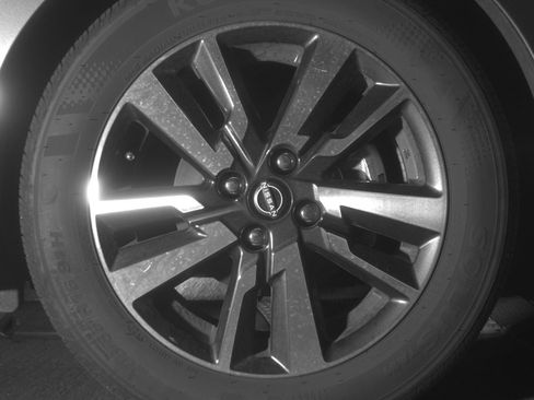 Used 2025 Nissan Versa SV image 13