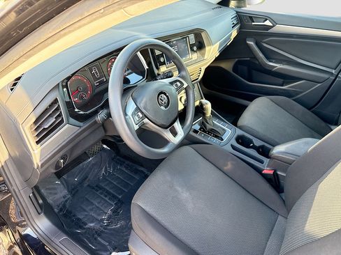 Used 2021 Volkswagen Jetta S w/ Driver Assistance Package image 24