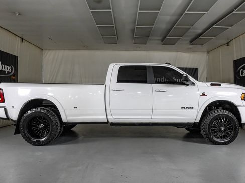 Used 2022 RAM 3500 Limited AWD/4WD image 6