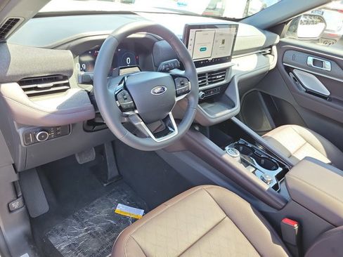New 2026 Ford Explorer Platinum RWD image 19
