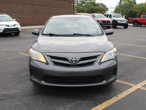 Used 2011 Toyota Corolla LE FWD image 3