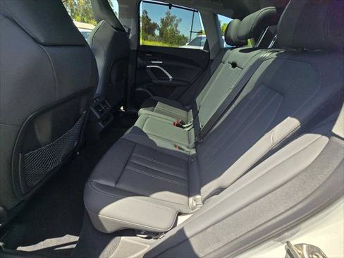 Used 2025 Audi Q5 Prestige AWD/4WD image 19