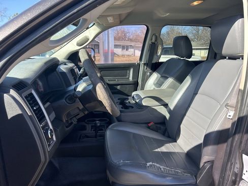 Used 2017 RAM 3500 Tradesman w/ Chrome Appearance Group image 10