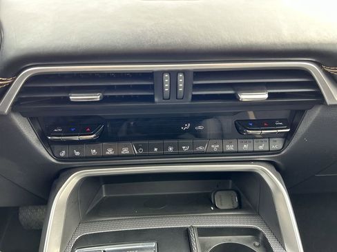 Used 2025 MAZDA CX-90 3.3 Turbo S w/ Premium Package image 21