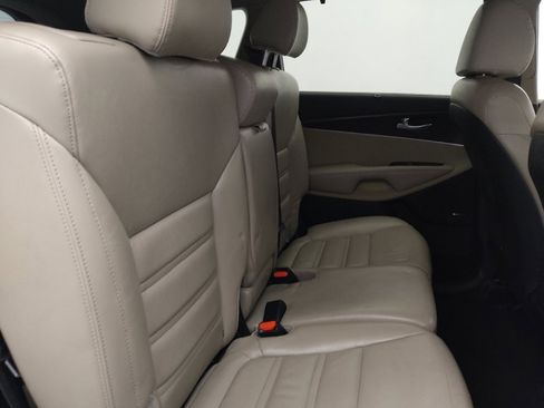 Used 2019 Kia Sorento EX w/ EX Touring Package image 19