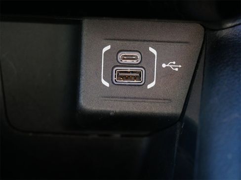 Used 2022 Jeep Compass Latitude image 20