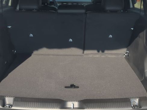 New 2026 Jeep Cherokee Overland image 36