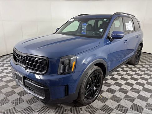 Used 2025 Kia Telluride EX X-Line image 3