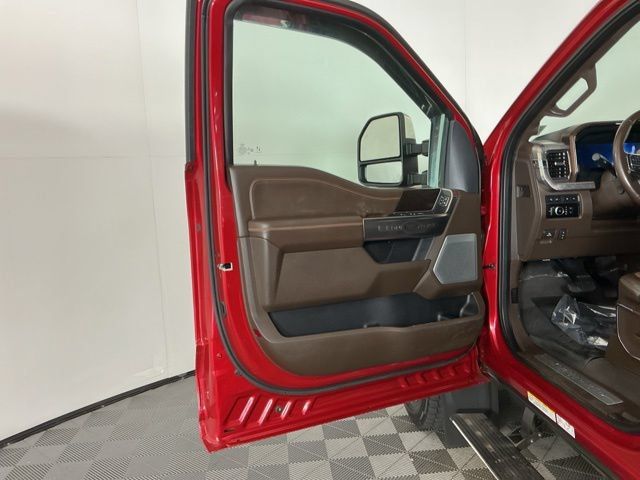 Used 2023 Ford F450 King Ranch w/ Chrome Package AWD/4WD image 17