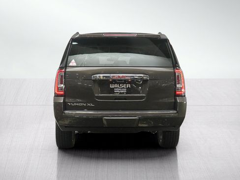 Used 2019 GMC Yukon XL Denali w/ Denali Ultimate Package AWD/4WD image 4