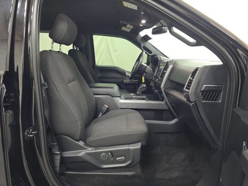Used 2017 Ford F150 XLT w/ Equipment Group 302A Luxury image 8