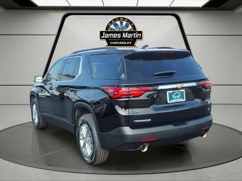 Certified 2023 Chevrolet Traverse LT FWD image 6