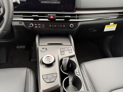 New 2026 Kia Sportage SX Prestige image 11