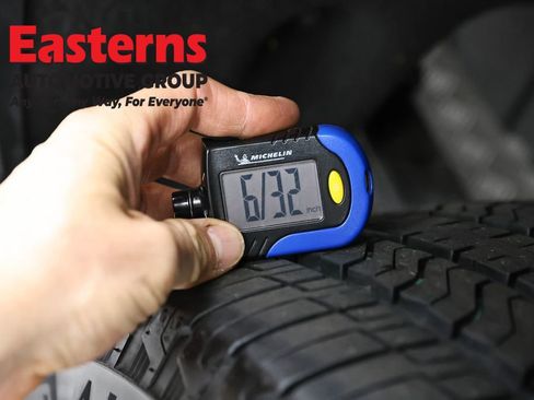 Used 2022 GMC Sierra 1500 Elevation image 28